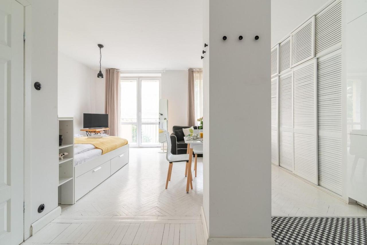 Rent Like Home - Wilcza 22A Warsaw Ngoại thất bức ảnh
