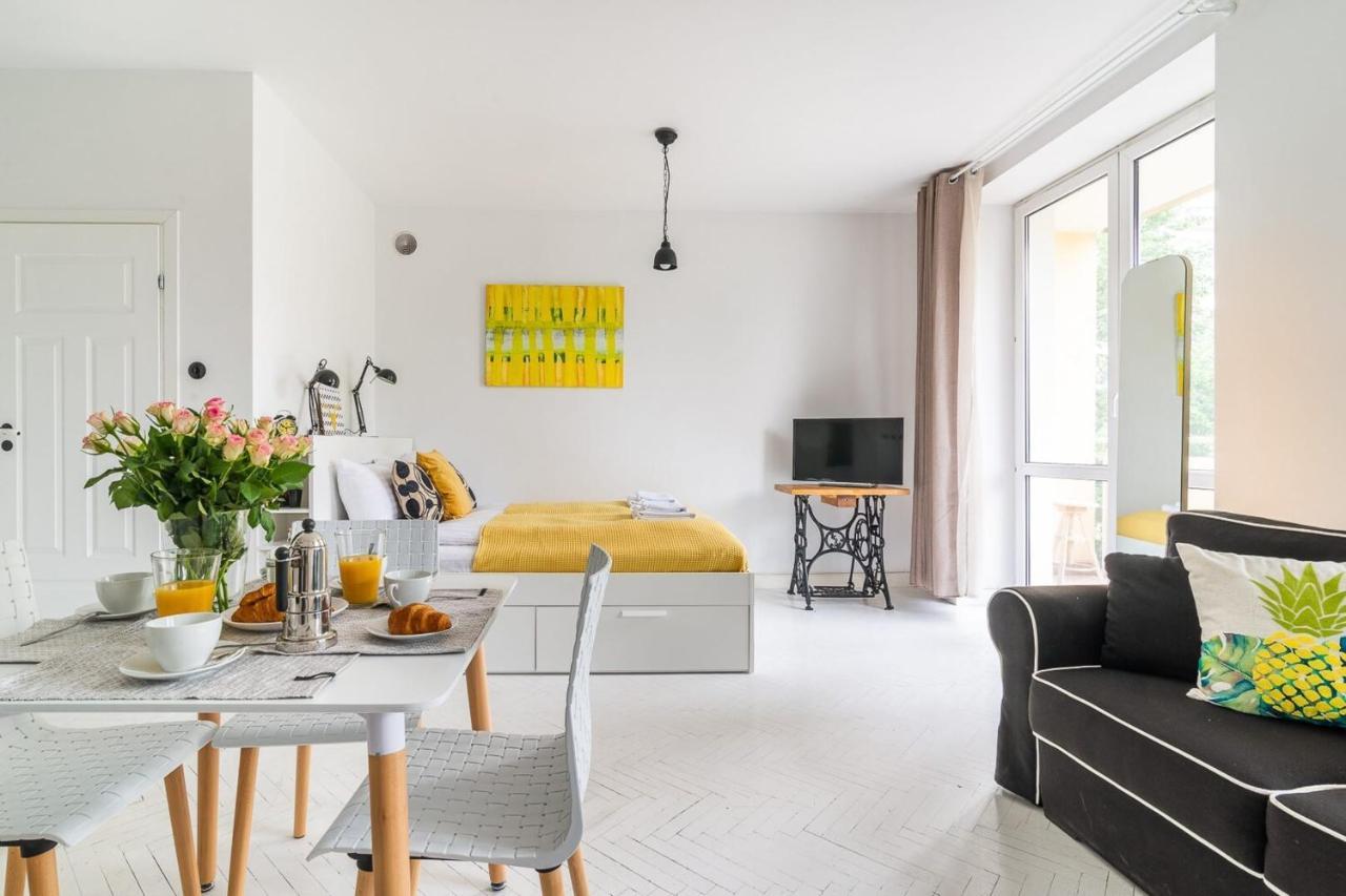 Rent Like Home - Wilcza 22A Warsaw Ngoại thất bức ảnh